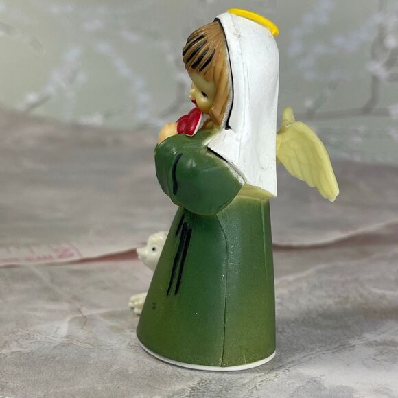Vintage Midcentury little angel with lamb holding heart. - Picture 2 of 5